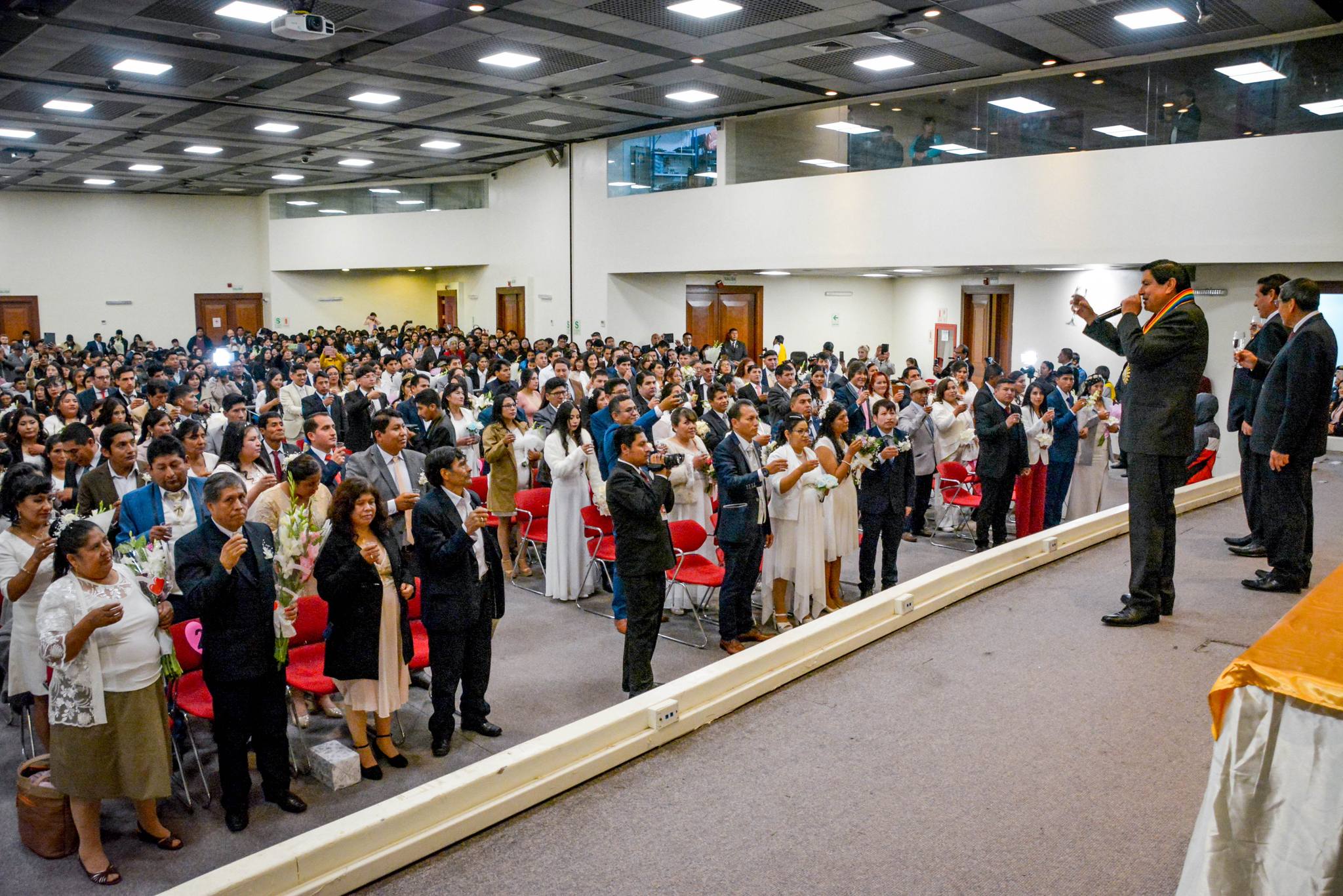 80 PAREJAS CUSQUEÑAS PODRÁN SELLAR SU AMOR Y SU SITUACIÓN CONYUGAL EN EL MATRIMONIO CIVIL COMUNITARIO 2025 PROMOVIDO POR LA MUNICIPALIDAD DEL CUSCO