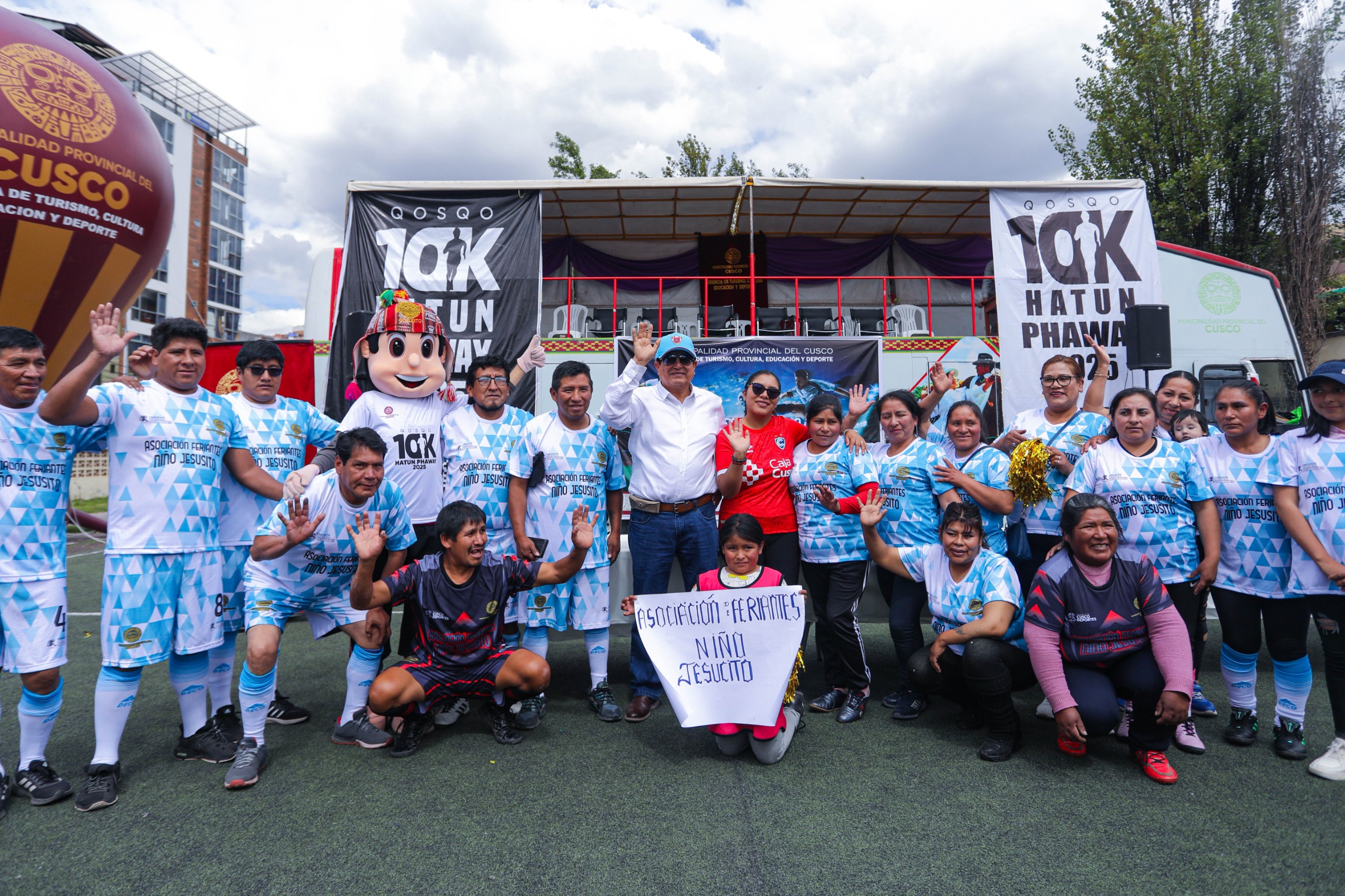 MUNICIPALIDAD DEL CUSCO DIO INICIO AL PRIMER CAMPEONATO INTERMERCADOS CON PARTICIPACIÓN DE MÁS DE 300 COMERCIANTES