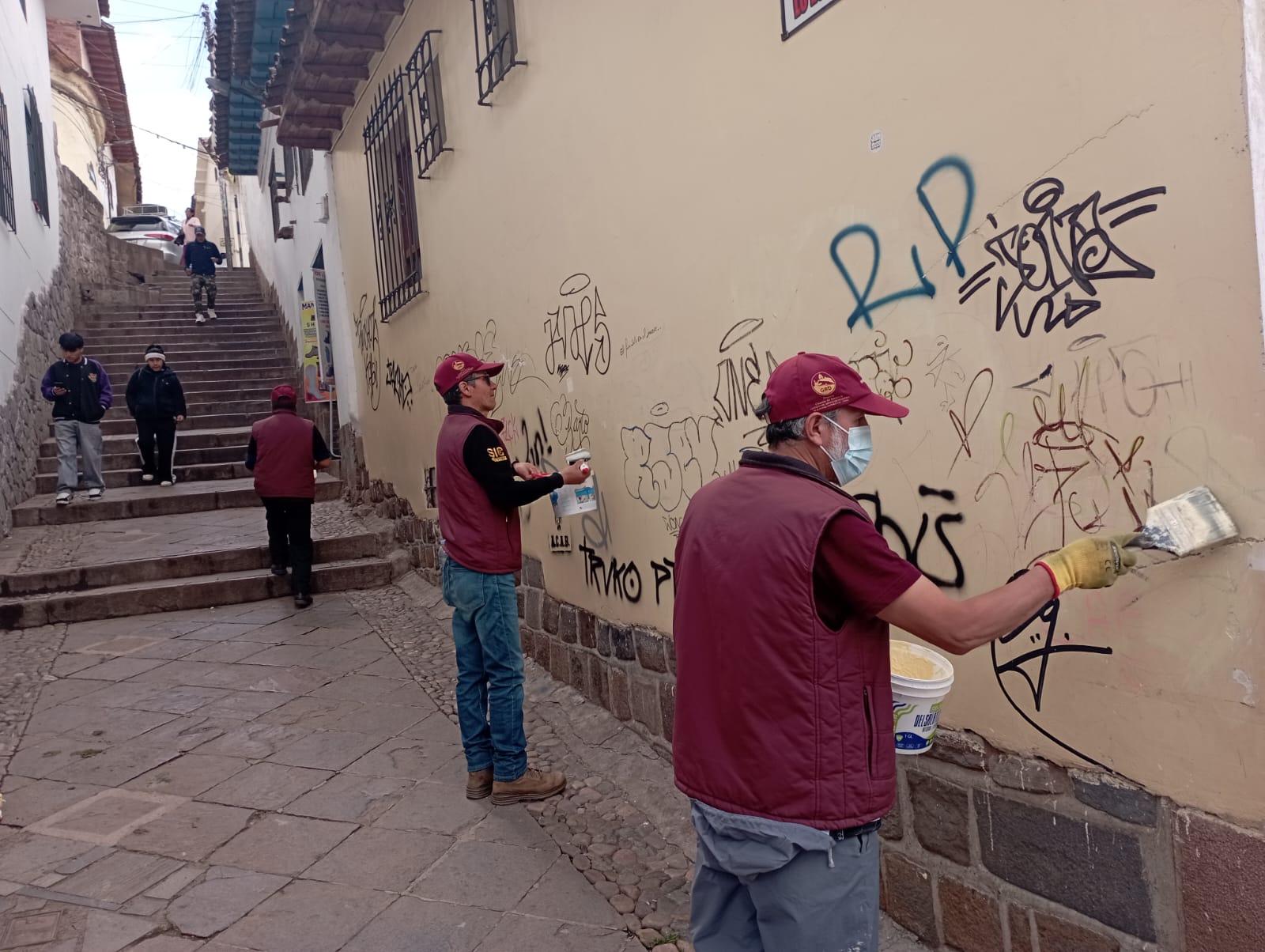“GUARDIANES DEL CENTRO HISTÓRICO”: MUNICIPALIDAD DEL CUSCO REFUERZA LA RECUPERACIÓN DE LA IMAGEN PATRIMONIAL Y URBANA DE LA CIUDAD IMPERIAL DE LOS INCAS