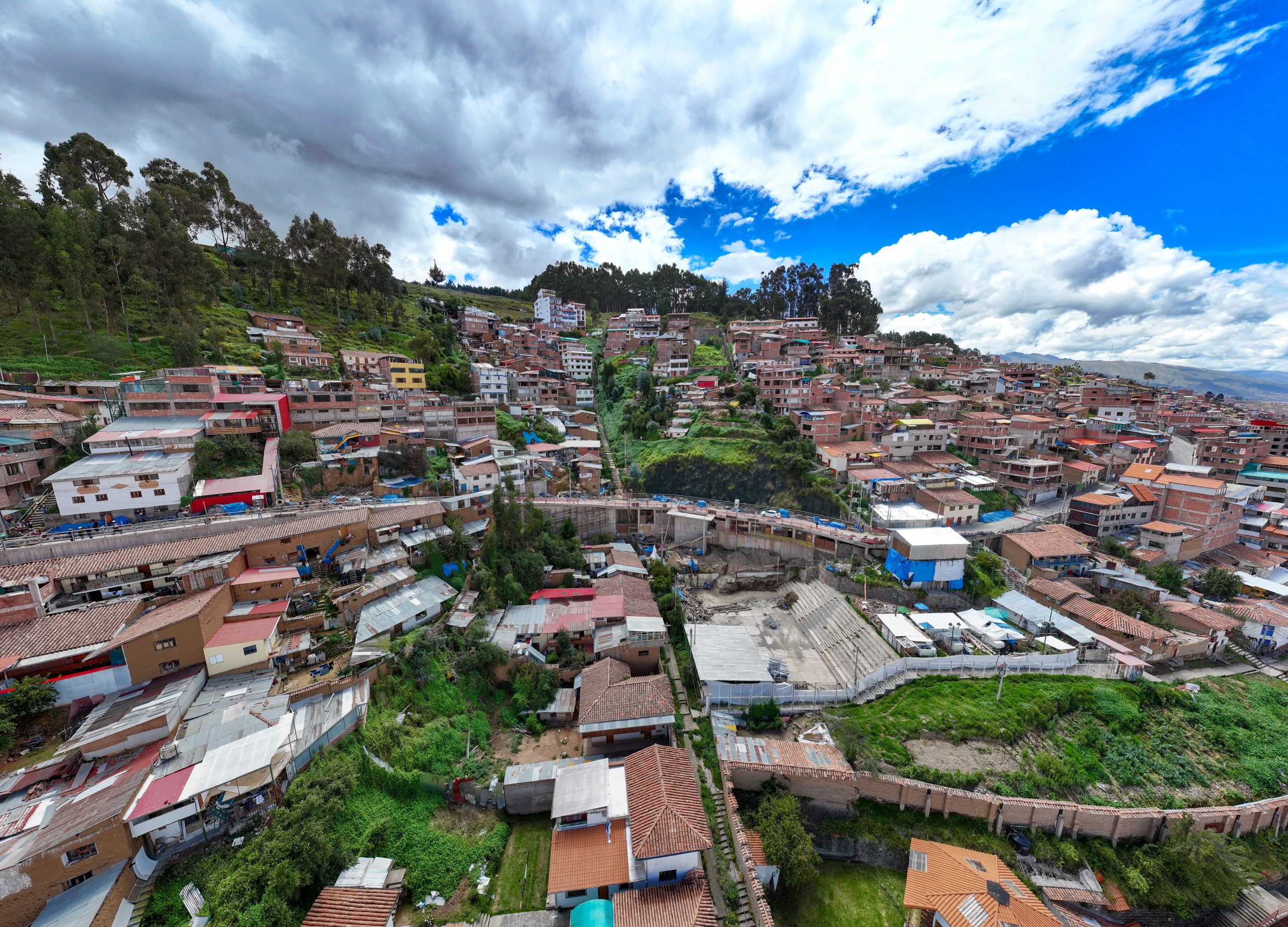 MUNICIPALIDAD DEL CUSCO PRONTO ENTREGARÁ EL GIGANTESCO ANILLO VIAL DE TOCOCACHI EN SAN BLAS