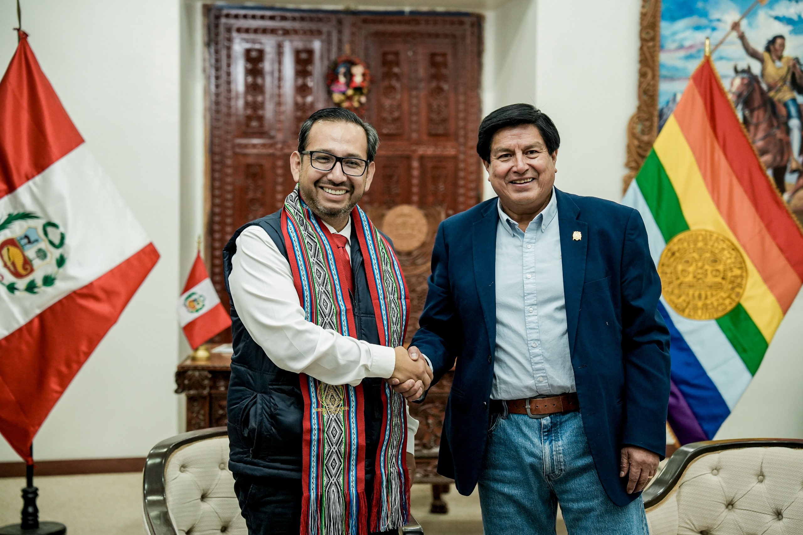 ALCALDE LUIS PANTOJA LOGRA ANTE EL MINSA LOS 2 MILLONES DE SOLES RESTANTES PARA CULMINAR EL CENTRO DE SALUD DE SIETE CUARTONES