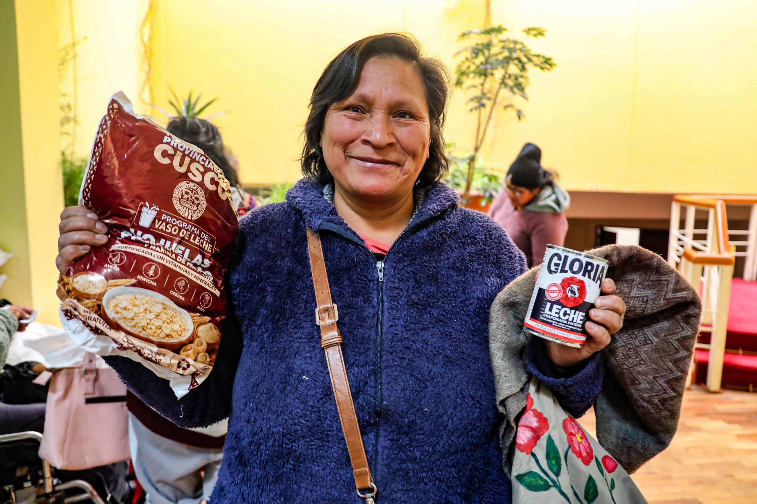 MUNICIPALIDAD DEL CUSCO GARANTIZA EL VASO DE LECHE PARA PERSONAS CON DISCAPACIDAD